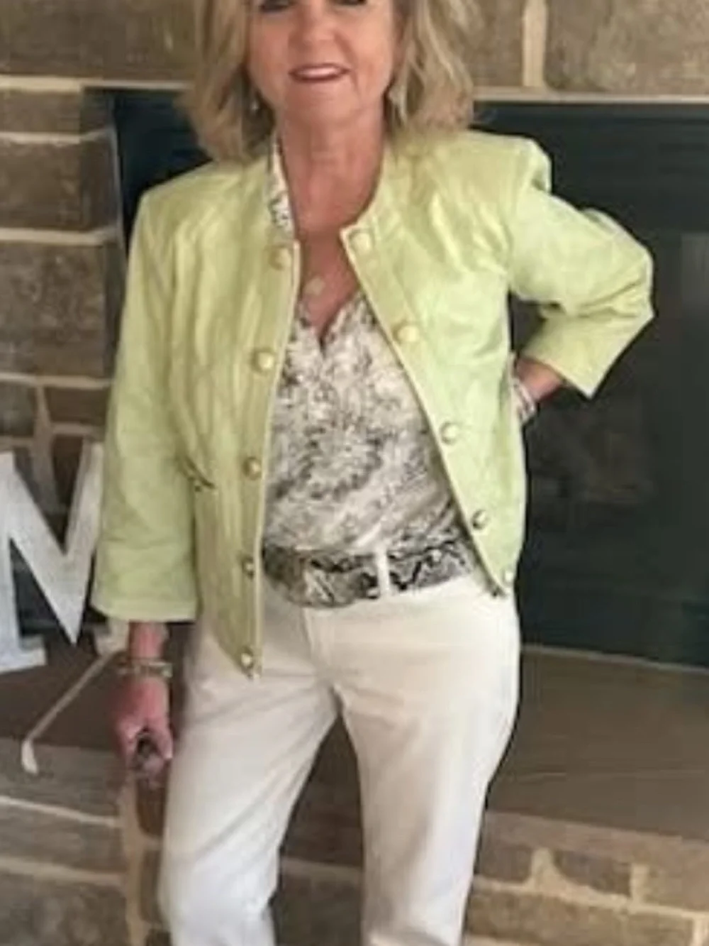 CAbi firework top